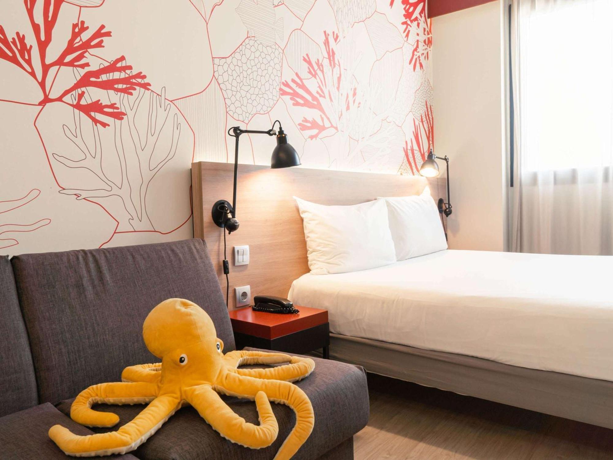 Ibis Styles Barcelona City Bogatell Kültér fotó