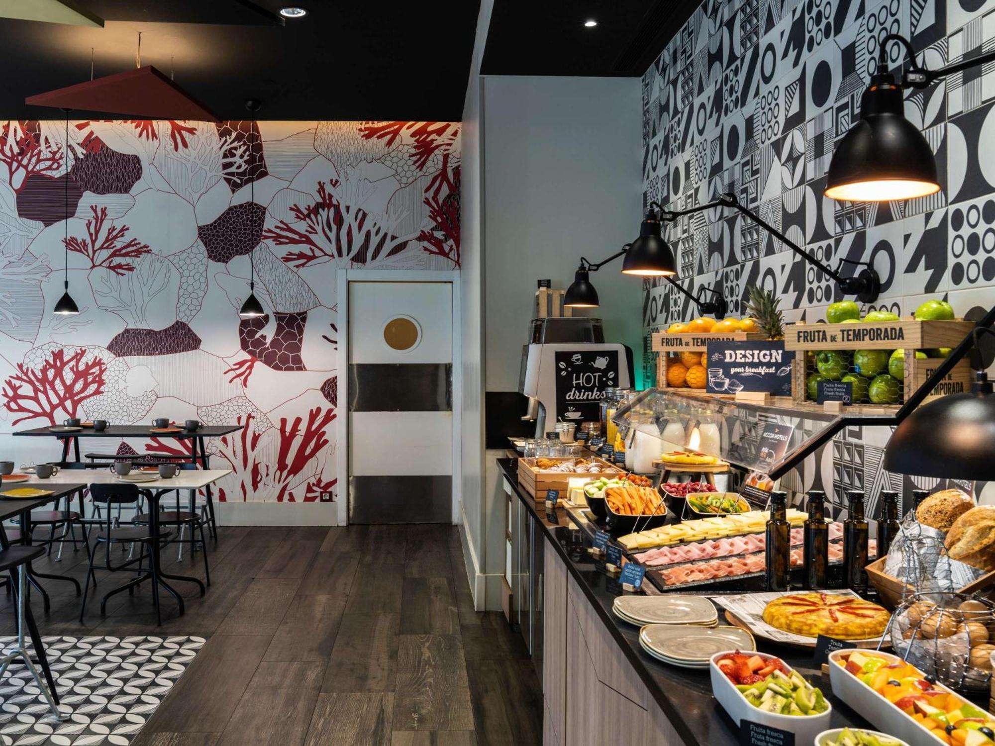 Ibis Styles Barcelona City Bogatell Kültér fotó